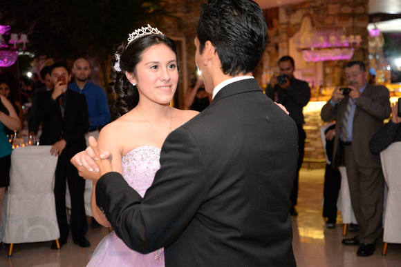 Quinceanera photographed by Blue Pictorial